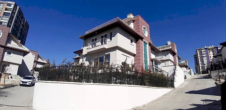 ARKABİS VİLLALARI / ALACAATLI